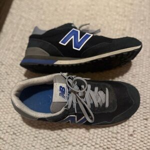 New Balance Men's Gray and Blue Sneakers